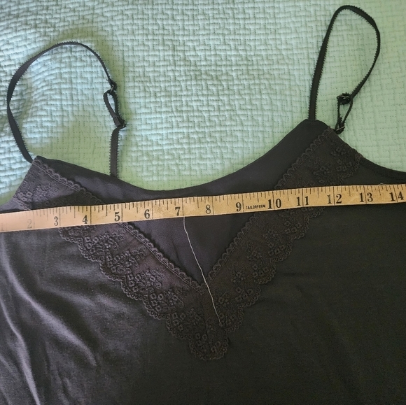 American Eagle Charcoal Gray Feminine Cami with adjustable straps Size Small - Picture 3 of 6